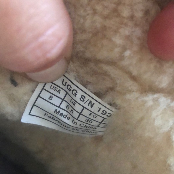 Black leather UGG booties W8 - Picture 5 of 5